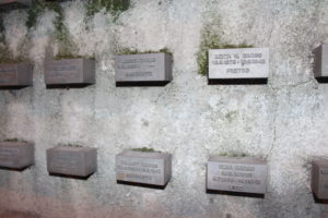 Dettaglio del muro del cimitero ebraico