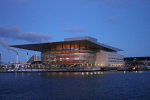 Royal Opera House al tramonto