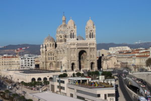 Cattedrale di Marsiglia dalla distanza