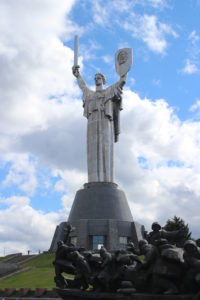 Statua della Madre Patria