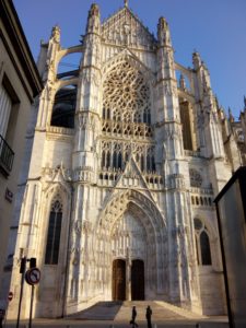 Cattedrale di Beauvais vista da "Rue Jean Vast"