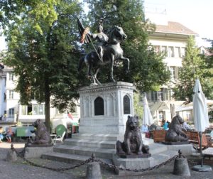 Statua equestre a Rudolf von Erlach
