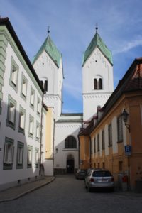 Klosterkirche Niedernburg
