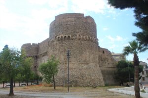 Castello Aragonese - 2