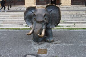 Statua dell'Elefantino