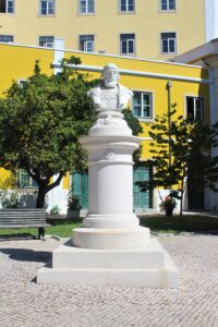 Monumento a Dom Manuel I°