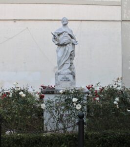 Statua di Celestino V°