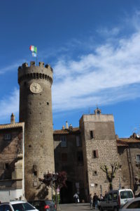 Torre dell'Orologio e porta del Borgo
