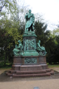 Statua nell'Hofgarten