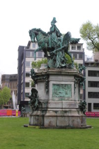 Statua di Kaiser-Wilhelm-Denkmal