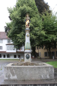 Fontana in Franziskanerplatz - 2