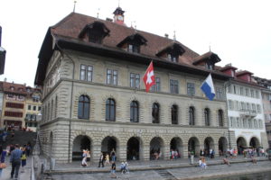 Municipio di Lucerna - lato fiume Reuss