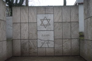 In memoria della Sinagoga distrutta