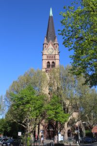 Diakoniepunkte Lutherkirche in mezzo alla foresta