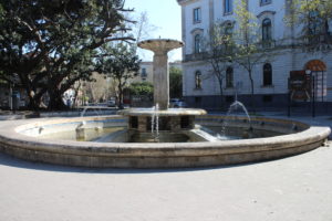 Fontana di Piazza Santa Maria del Gesù