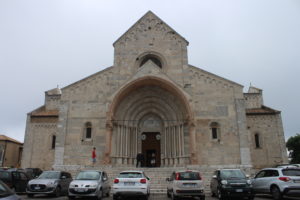 Cattedrale di San Ciriaco - vista frontale
