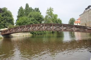 Ponte sul fiume - 1