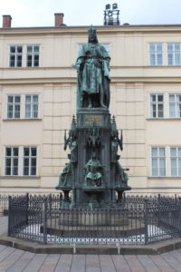 Statua di Carlo IV°