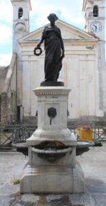 Statua-Fontana della Bella Flora