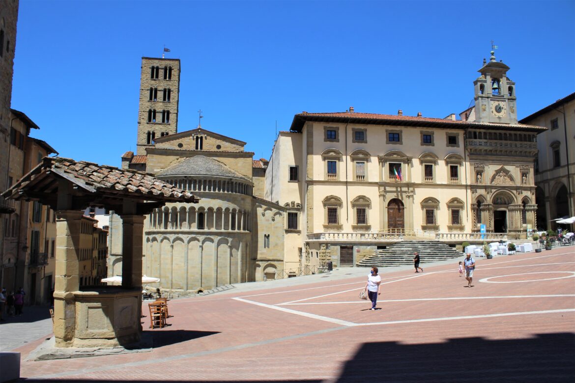 Piazza Grande - Colpo d'occhio 1