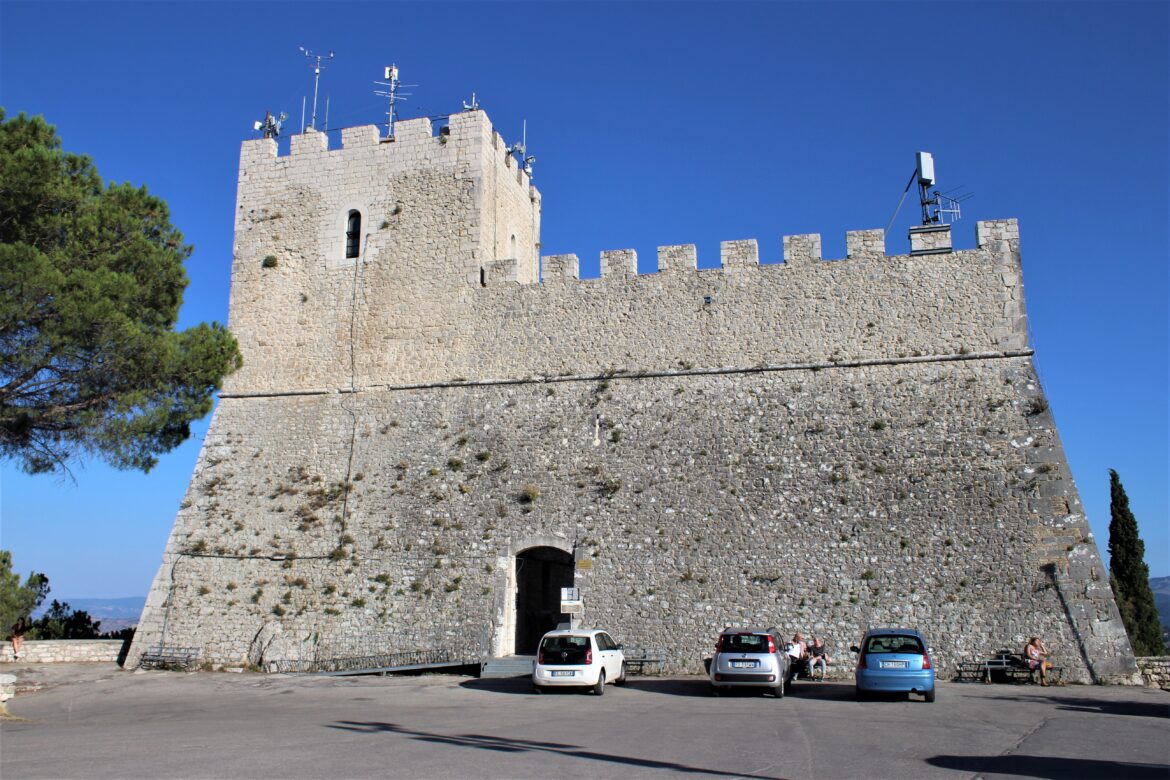 Castello Monforte
