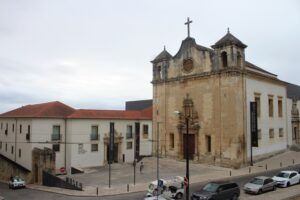 Colpo d'occhio sul Museo Machado de Castro e sulla Chiesa del Salvatore