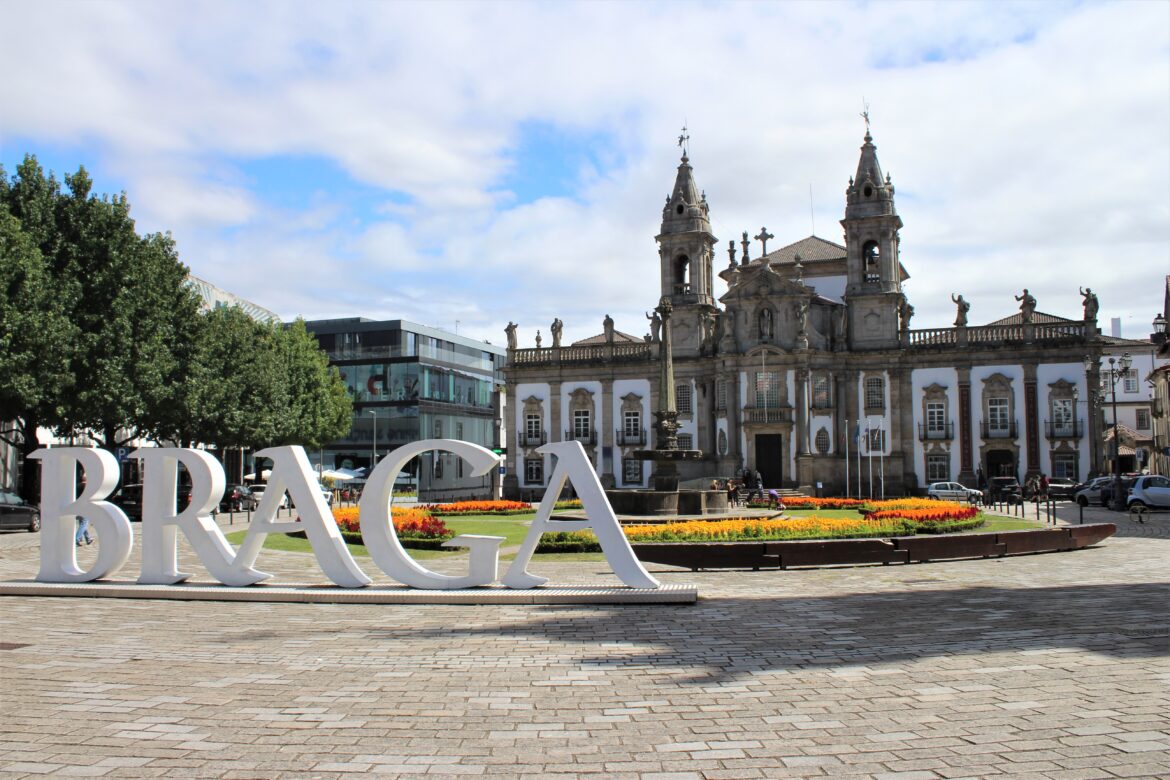 Largo Carlos Amarante - colpo d'occhio