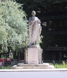 Statua di Camilo Castelo Branco