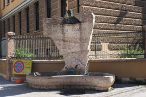Fontana-Monumento ad Antonio Rosmini