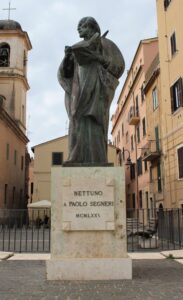 Statua di Paolo Segneri